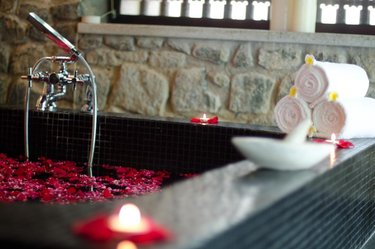 Niraamaya Wellness Retreats, Surya Samudra, Kovalam Kültér fotó